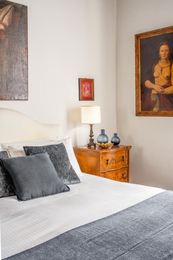 Apartamento Miracoli With View On The Canal R&r Venecia